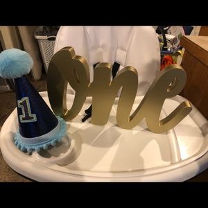 One year old sign and hat!